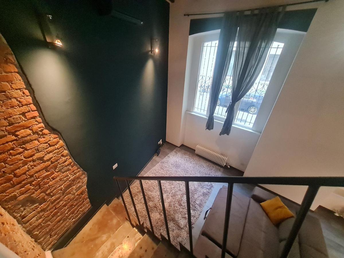 Isola - Ugo Bassi Charme Loft Apartment Milan Luaran gambar