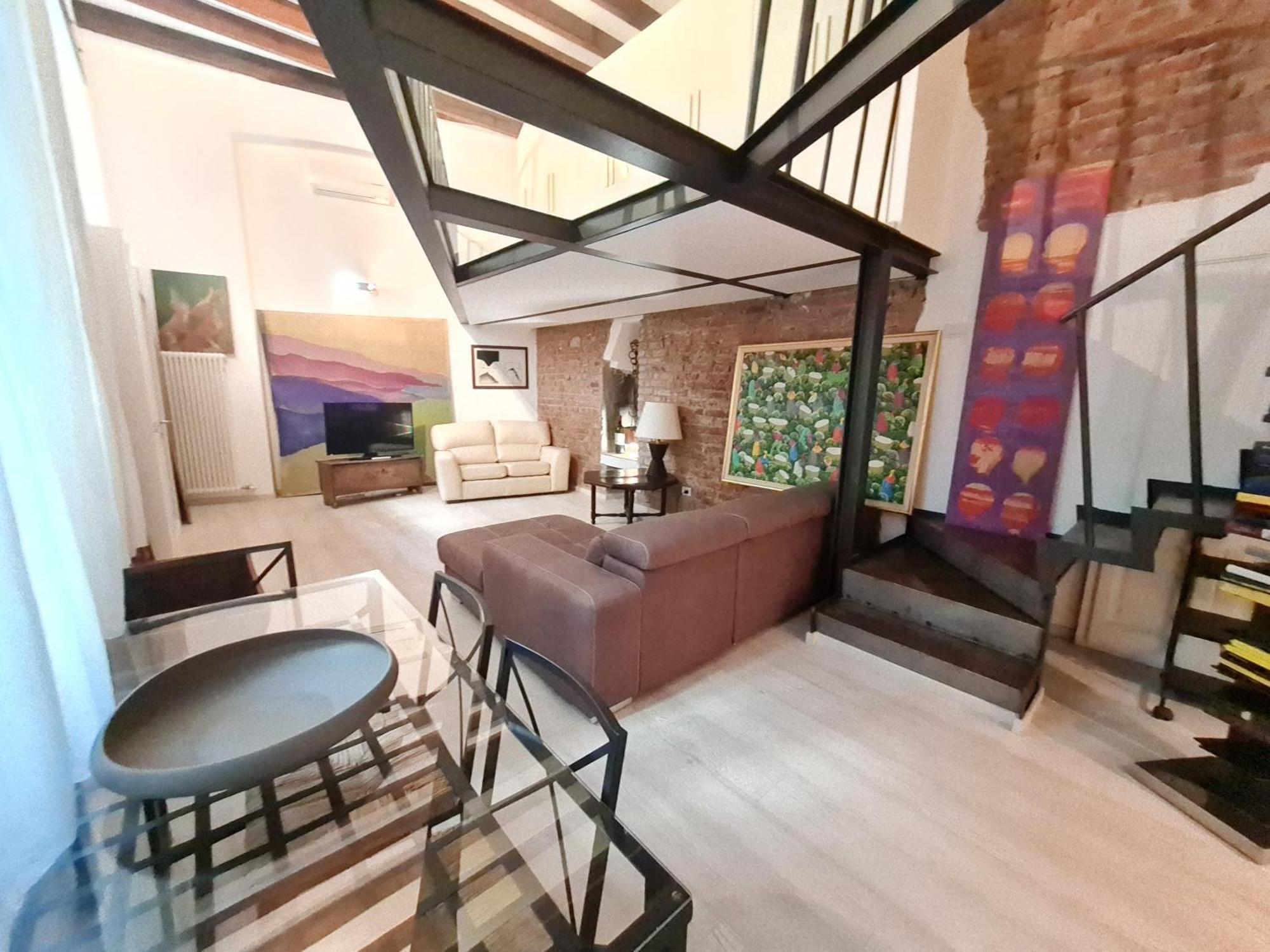 Isola - Ugo Bassi Charme Loft Apartment Milan Luaran gambar